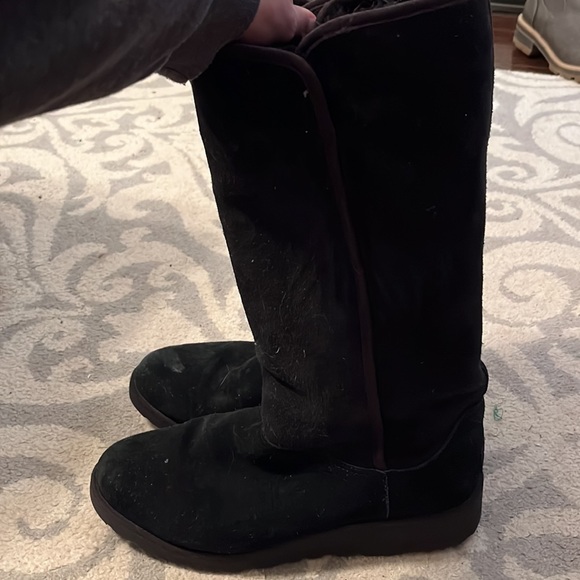 Tall black Uggs - Picture 2 of 6